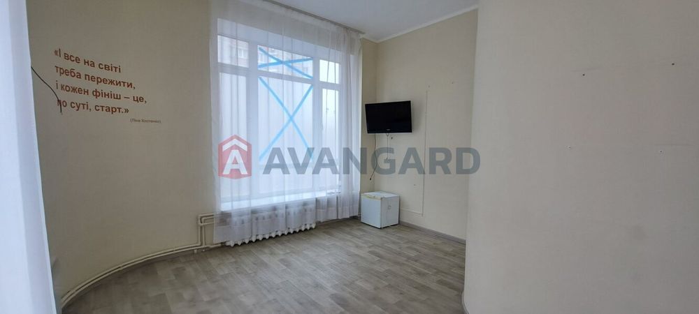 Продаж приміщення 217м2., вул. Амосова 4.