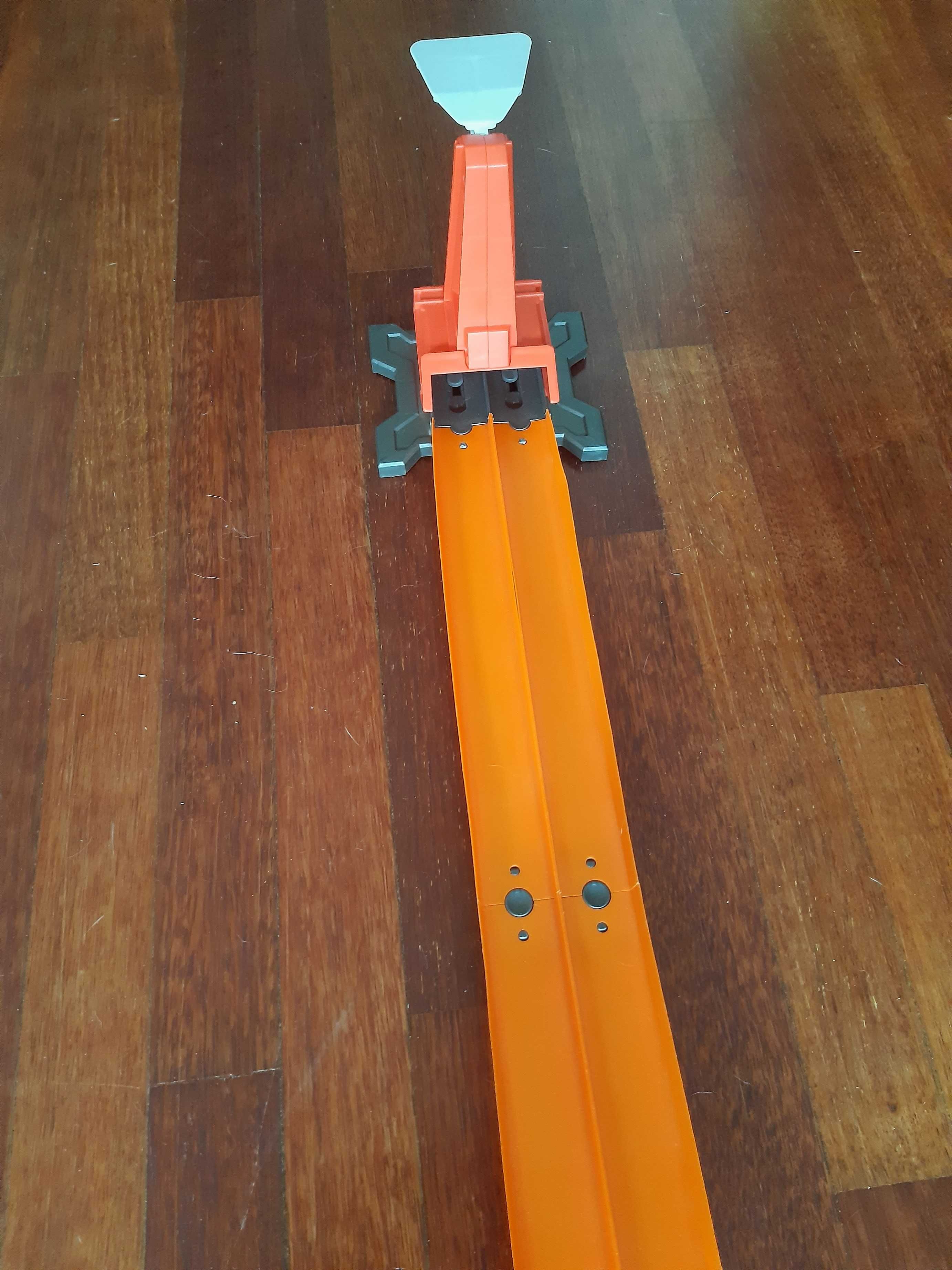 Hot Wheels Track Builder