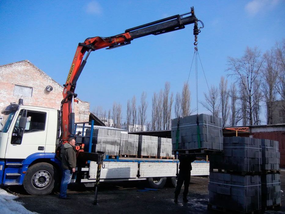 Маніпулятор.Замовит Від 1000грн/год.Вантажоперевезення.Київ,Троєщина.