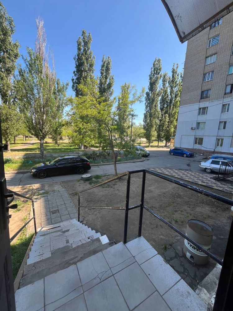 Продаю  ( Магазин 74 м2  - Помещение ) Корабельный ул. Корабелов