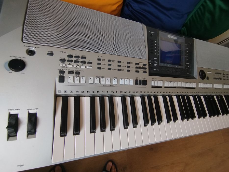 Yamaha s700 keyboard