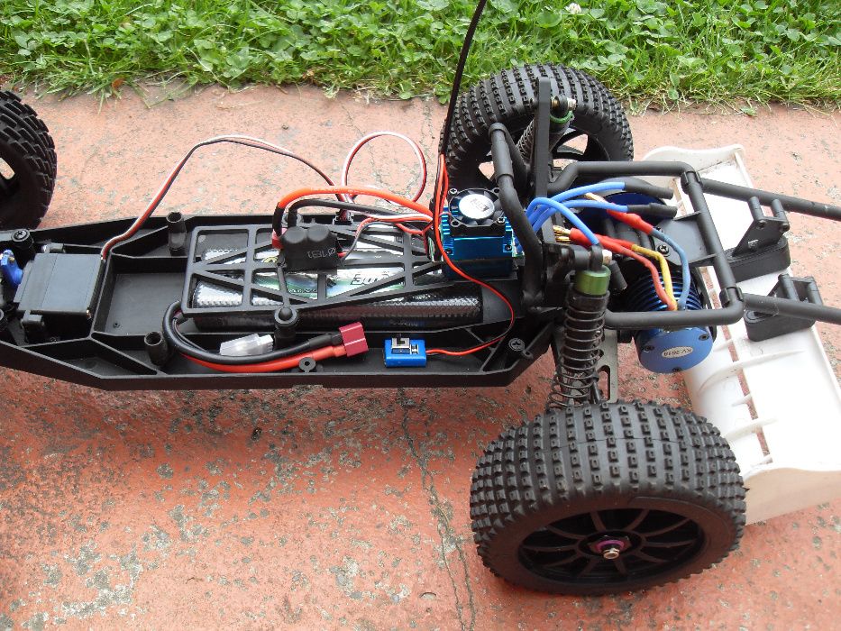 Buggy 2WD 1:8 Model RC Bezczczotkowy