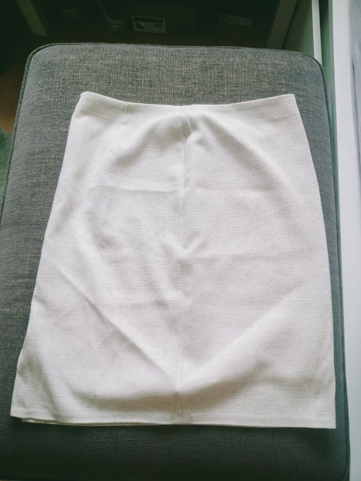 Spódnica z lnu, kolor beż