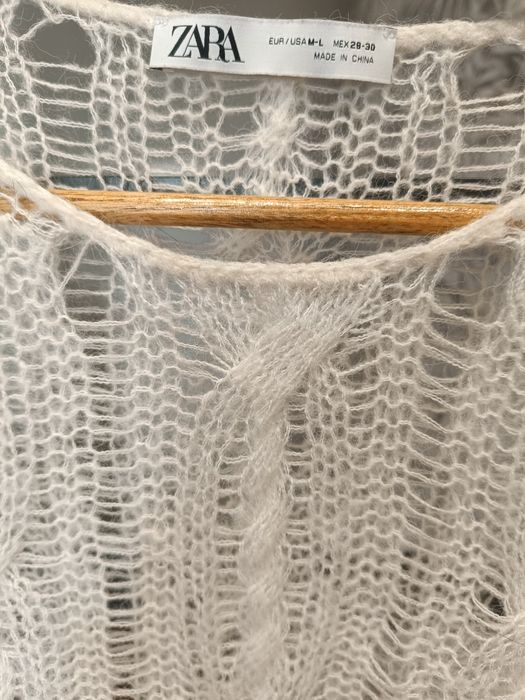 Sweter z dziurami Zara M-L
