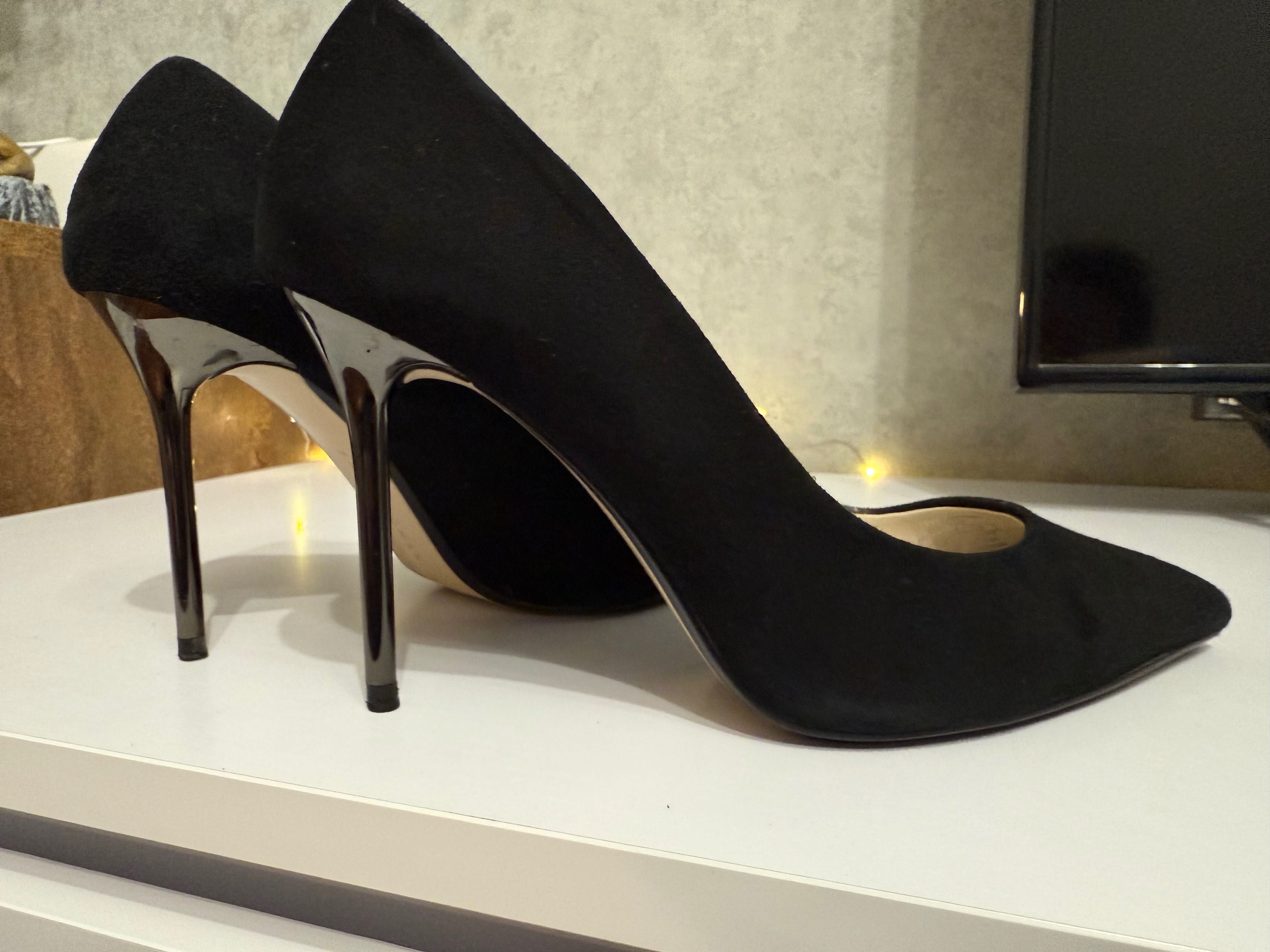 Туфлі лодочки Zara
