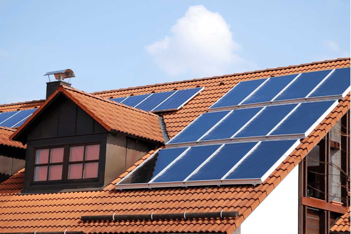 fotowoltaika | Jinko + Sofar Solar | 5 kW + magazyn 10 kWh | dotacje