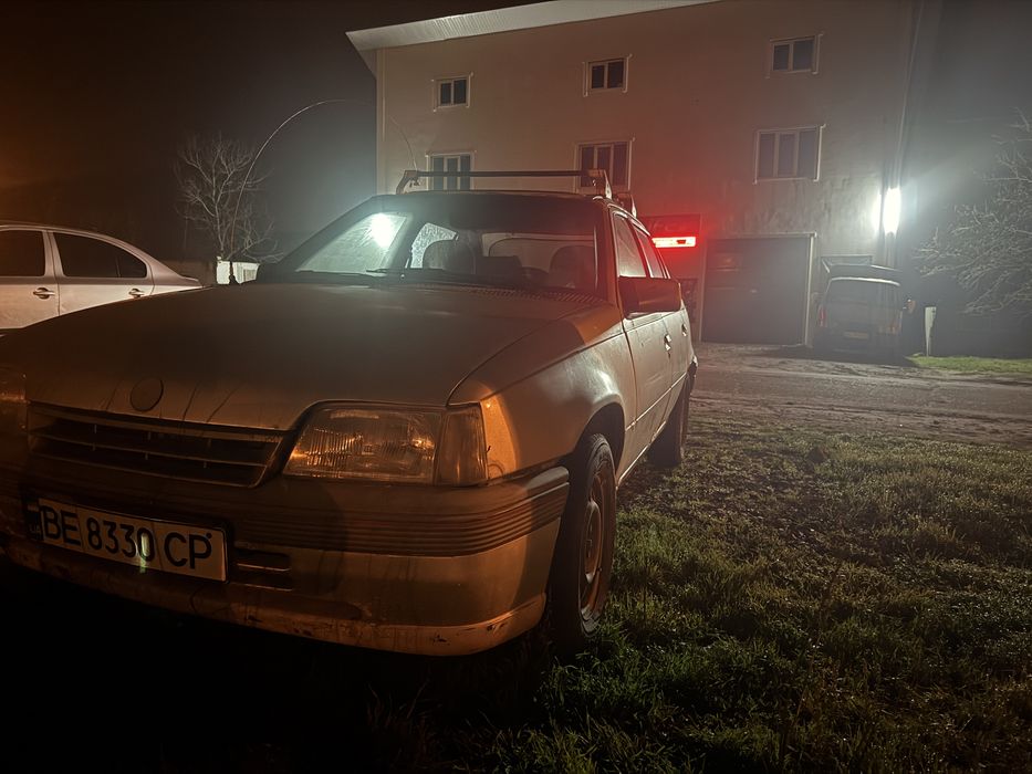 Опель Кадет 1986