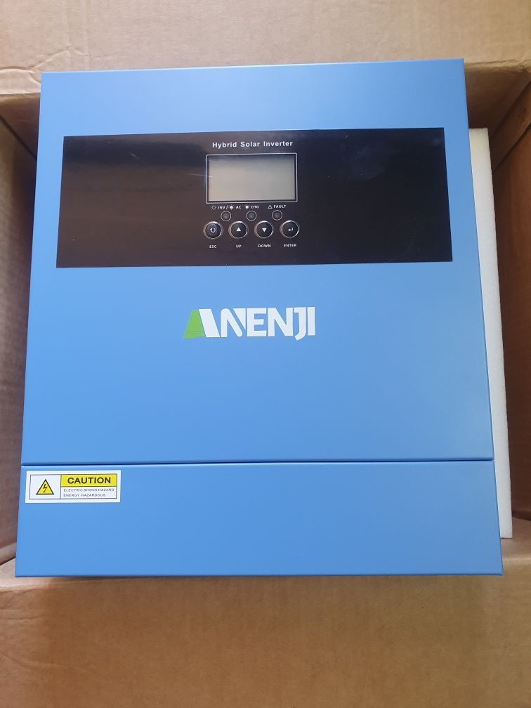 Zestaw solarny zbankiem energi hybrydowy regulator