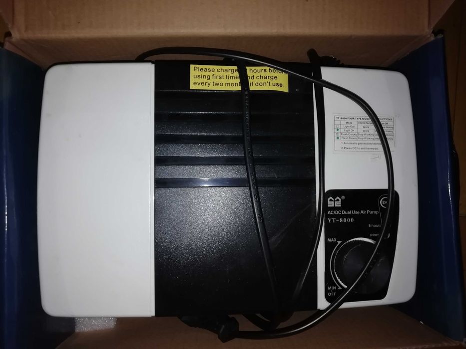 Акваріумний Компрессор потужний автономний на акамуляторі до 650л.