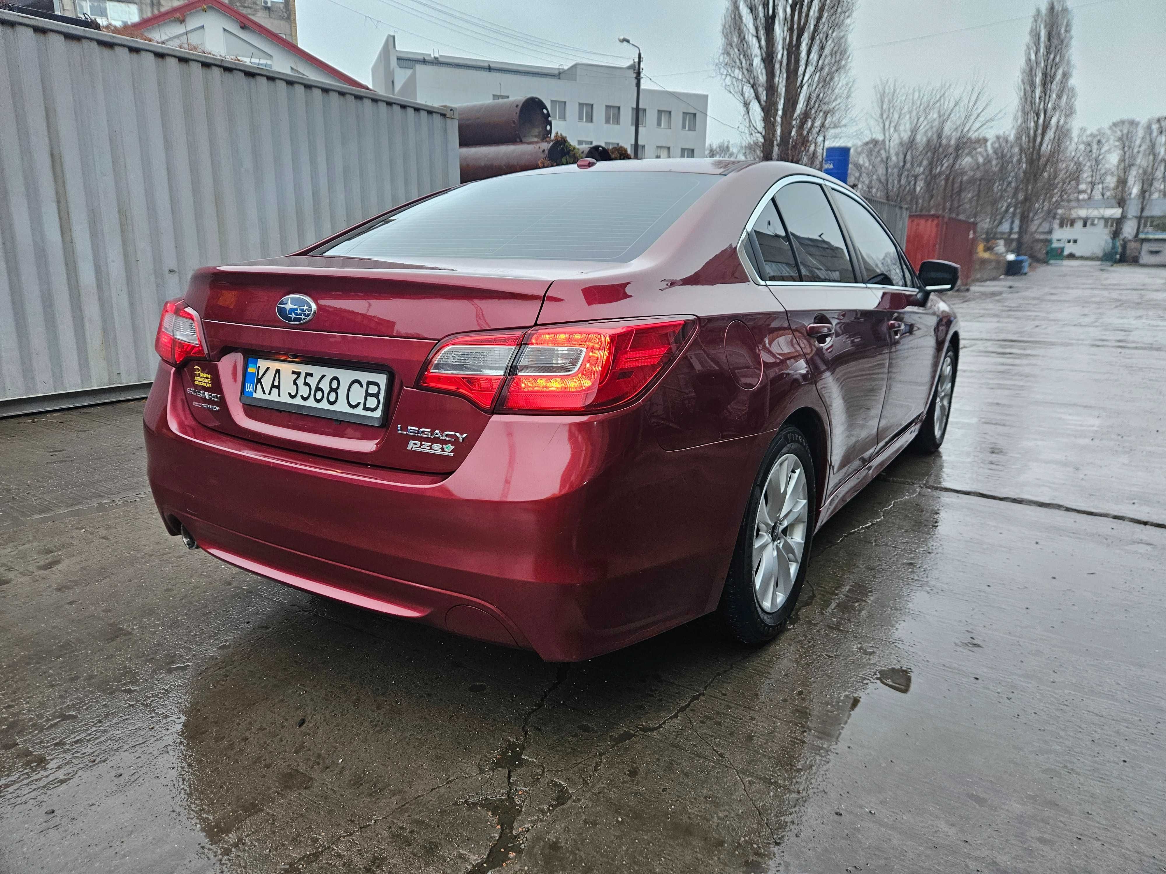 Subaru Legacy 2.5 бензин, АКПП полный привод.