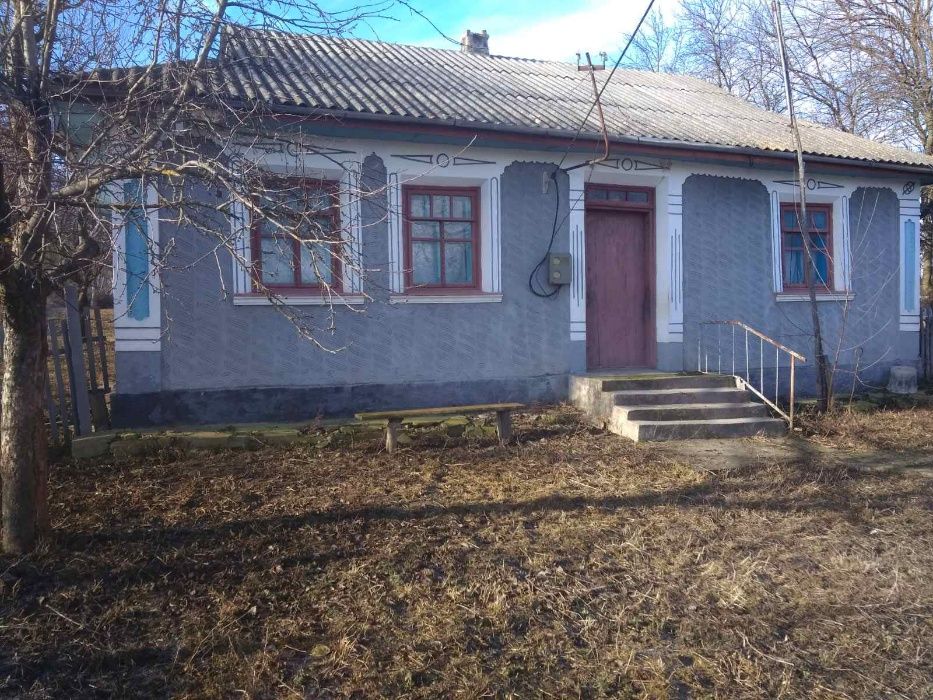 Продаж житлового будинку в с. Каришків