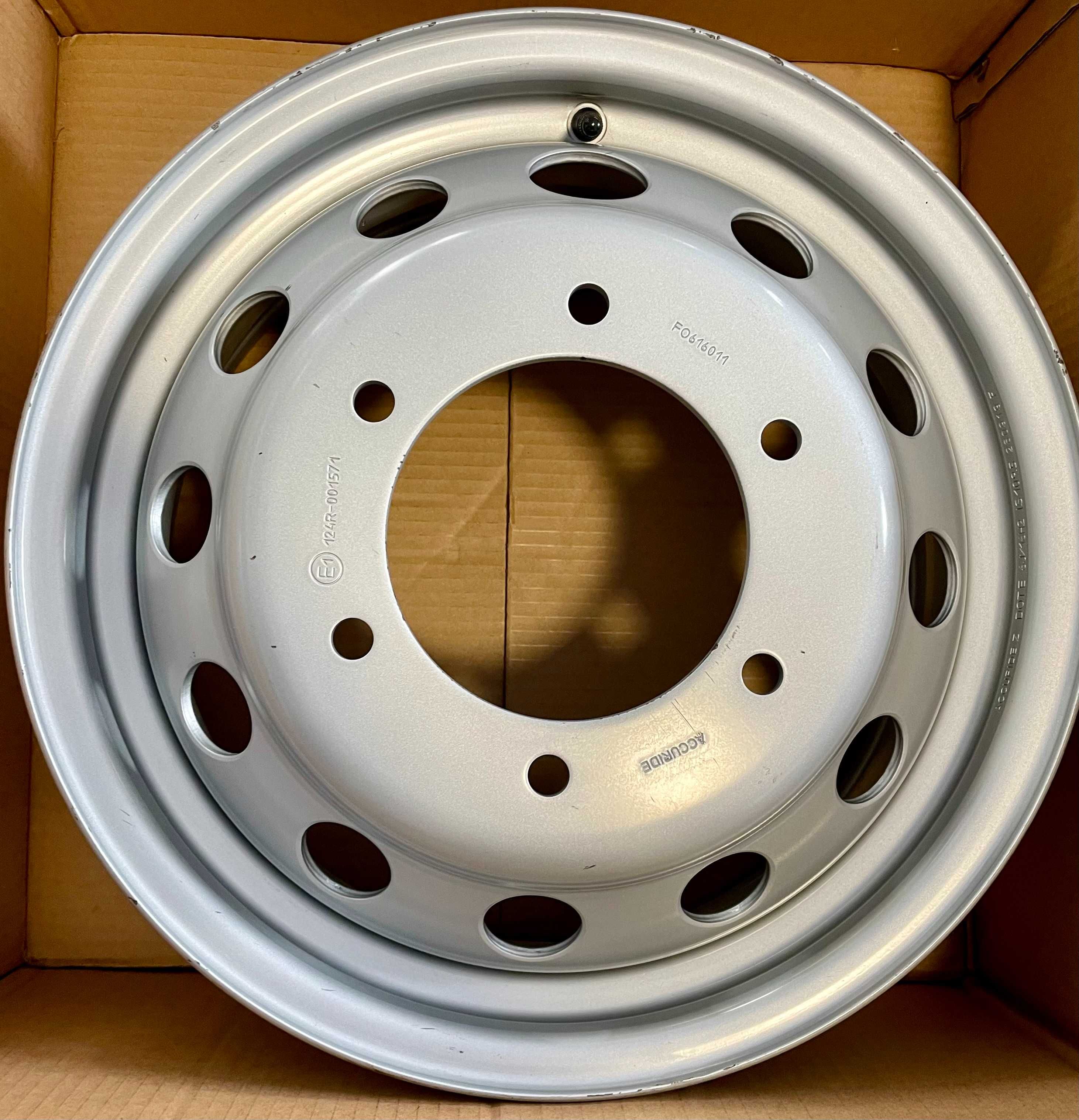 4x Felga stalowa Ford 6x16 6x180 ET109.5 {138.8} / 4050