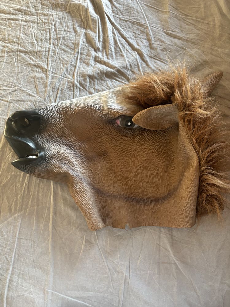 Máscara Cavalo *COMO NOVA*