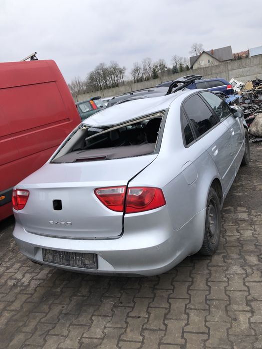 Klapa bagażnika tył Seat Exeo Sedan LS7Y