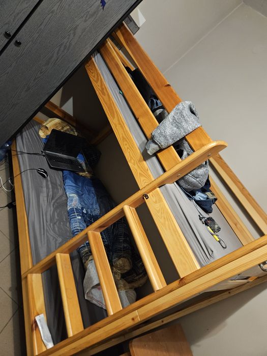 Łóżko drewniane kilka sztuk