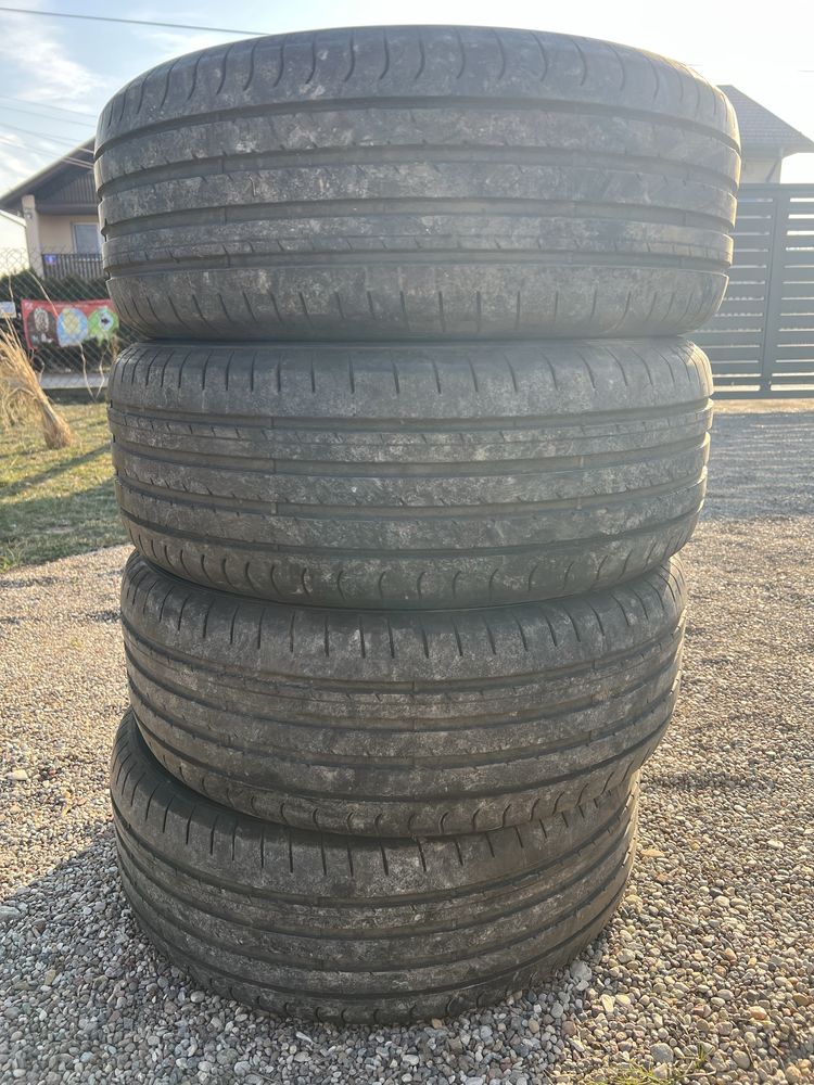 Opny 215/55/R17  Sava Intensa uhp2