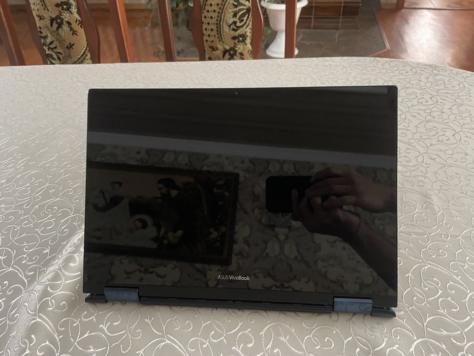 Asus VivoBook Flip 14
