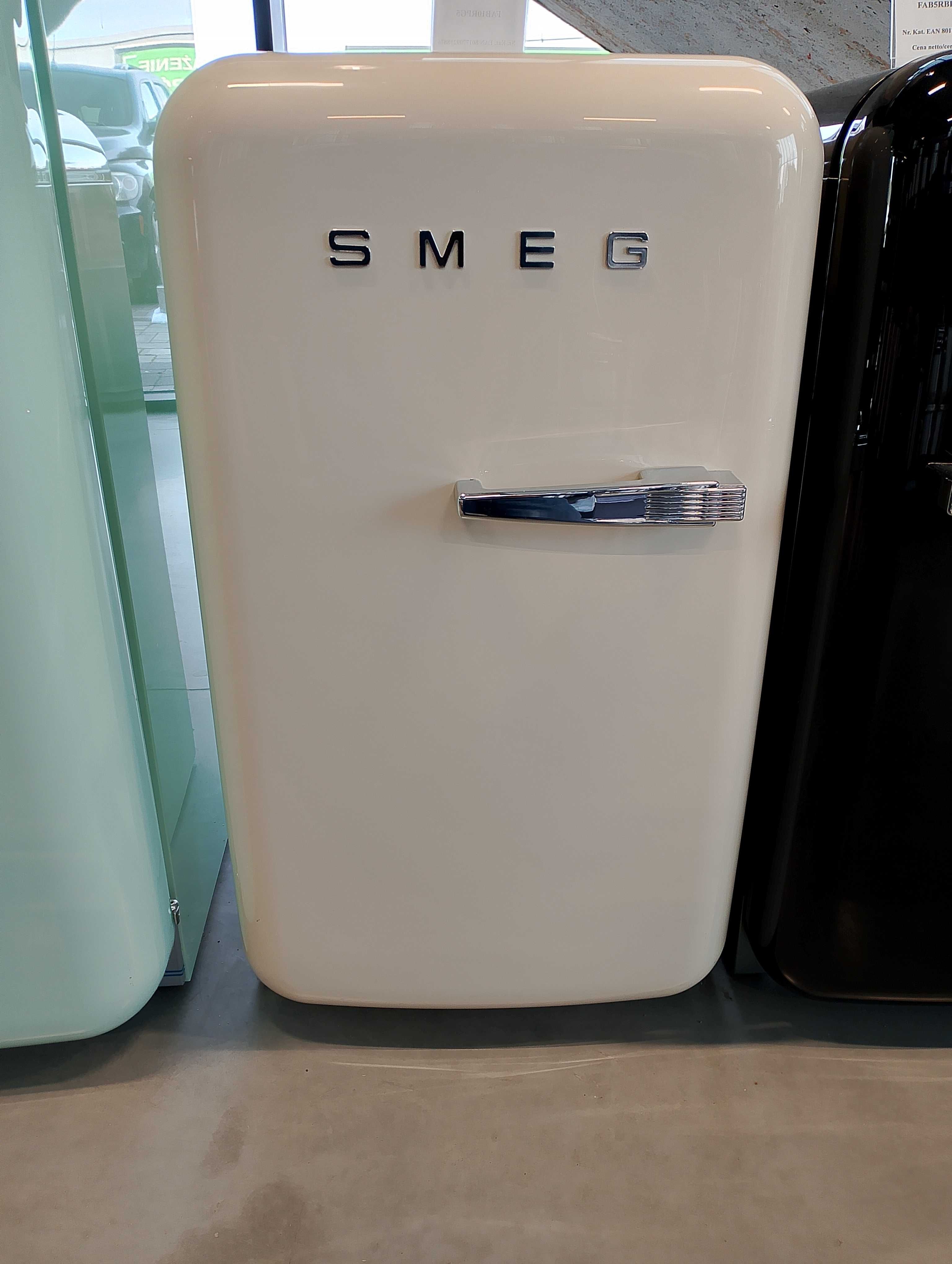 Chłodziarka Czarna SMEG Chłodnictwo AGD Lodówki Zamrażarki
