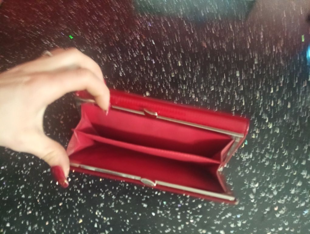 Czerwony portfel damski Alessandro