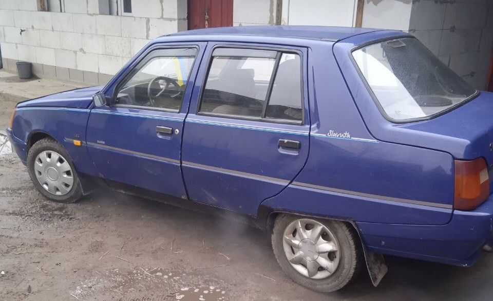 Заз 110307 славута