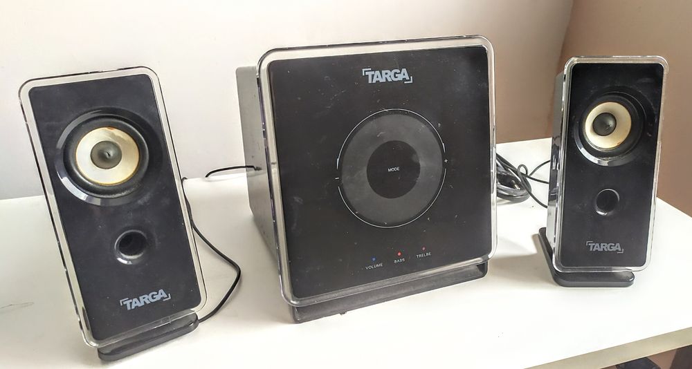 Звуковые колонки для компьютера.