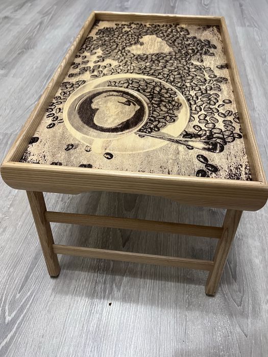 Підноси на ніжках для чаювання зручні в ліжку для перегляду телепере-ч