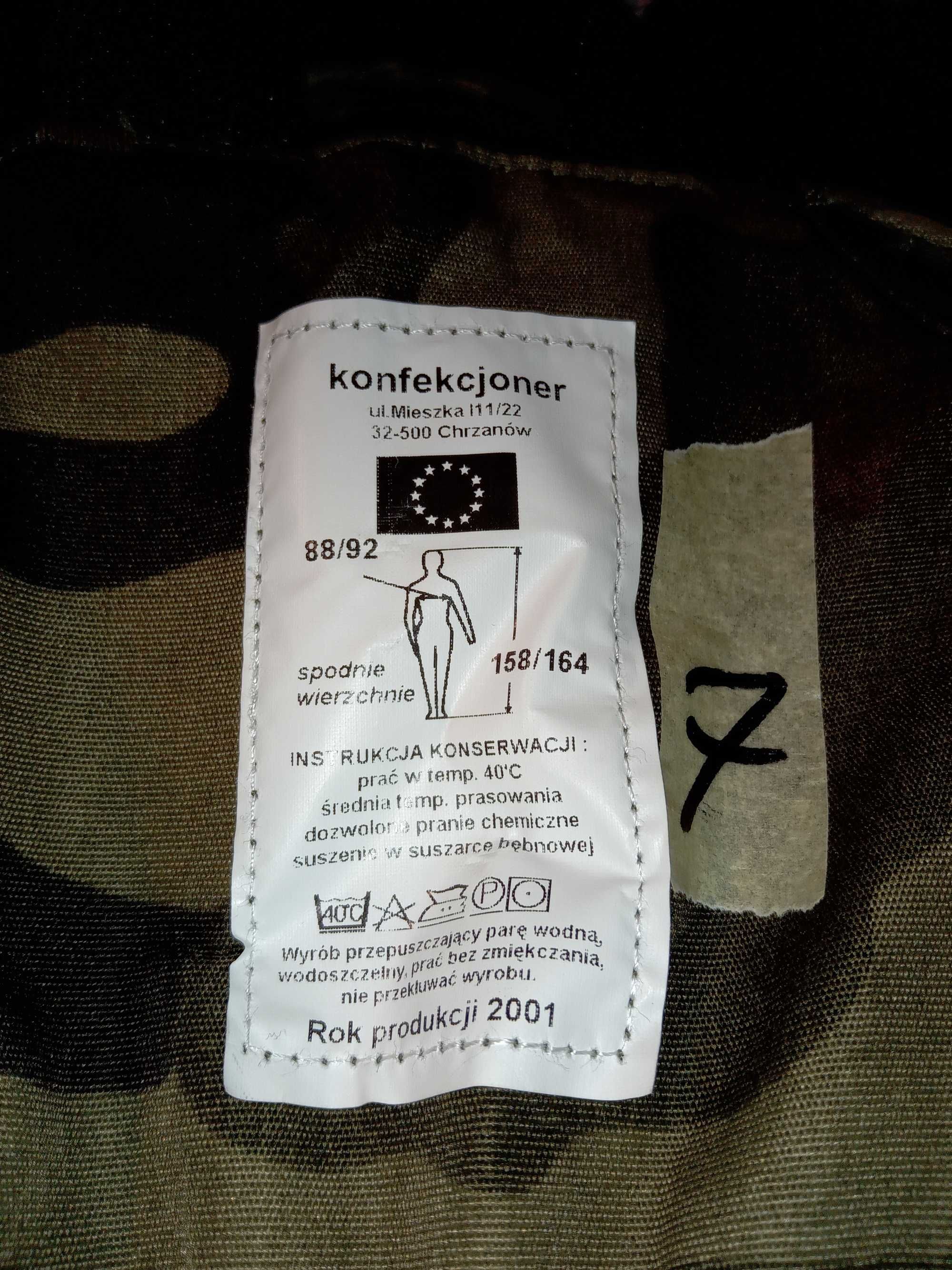 7 Spodnie moro (gore tex) z szelkami (SG) NOWE