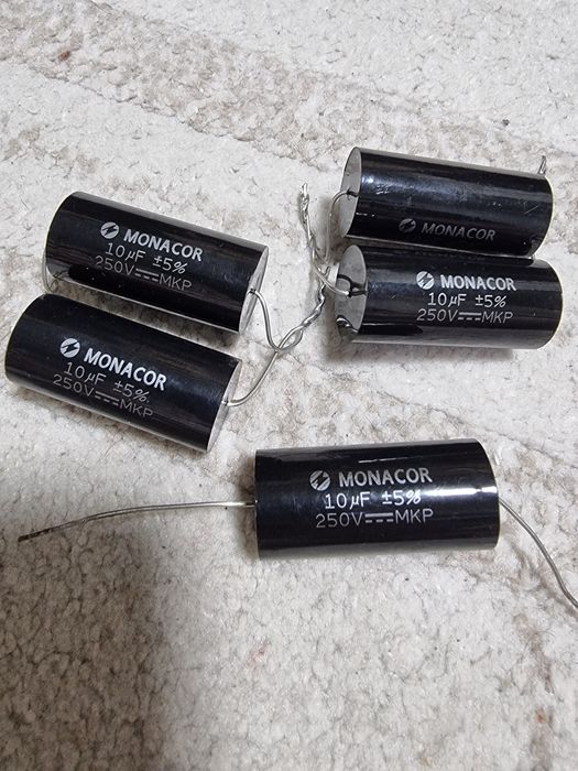 Конденсатори продам
