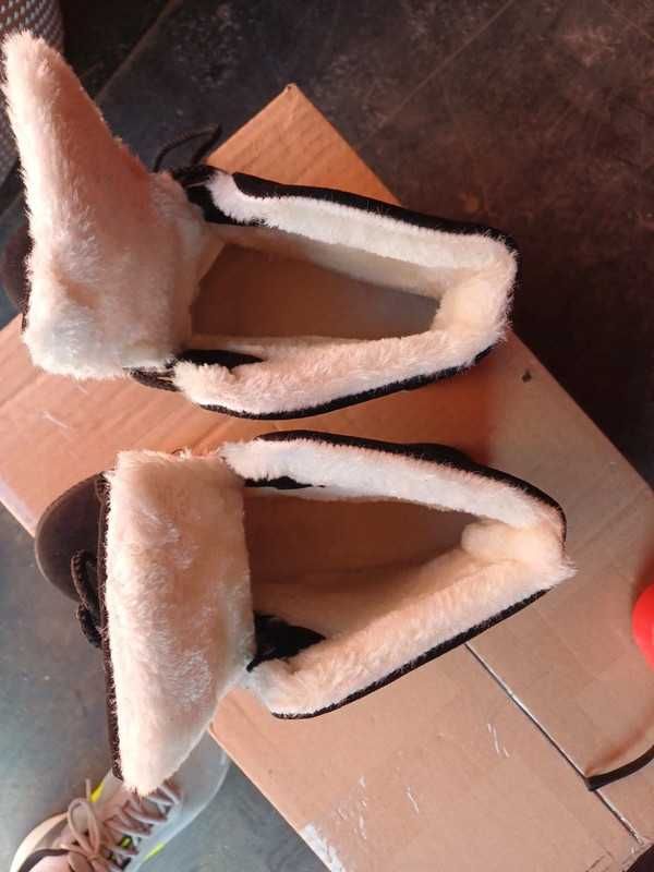 Buty zimowe ocieplane rozmiar 38 (52)