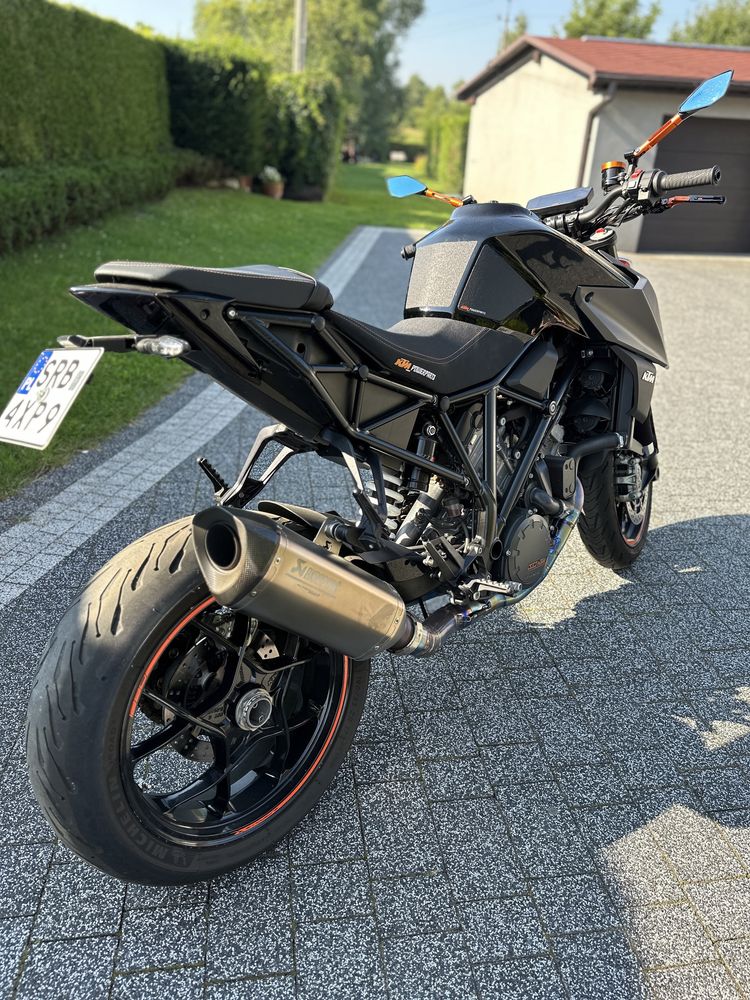 KTM 1290 Super Duke r