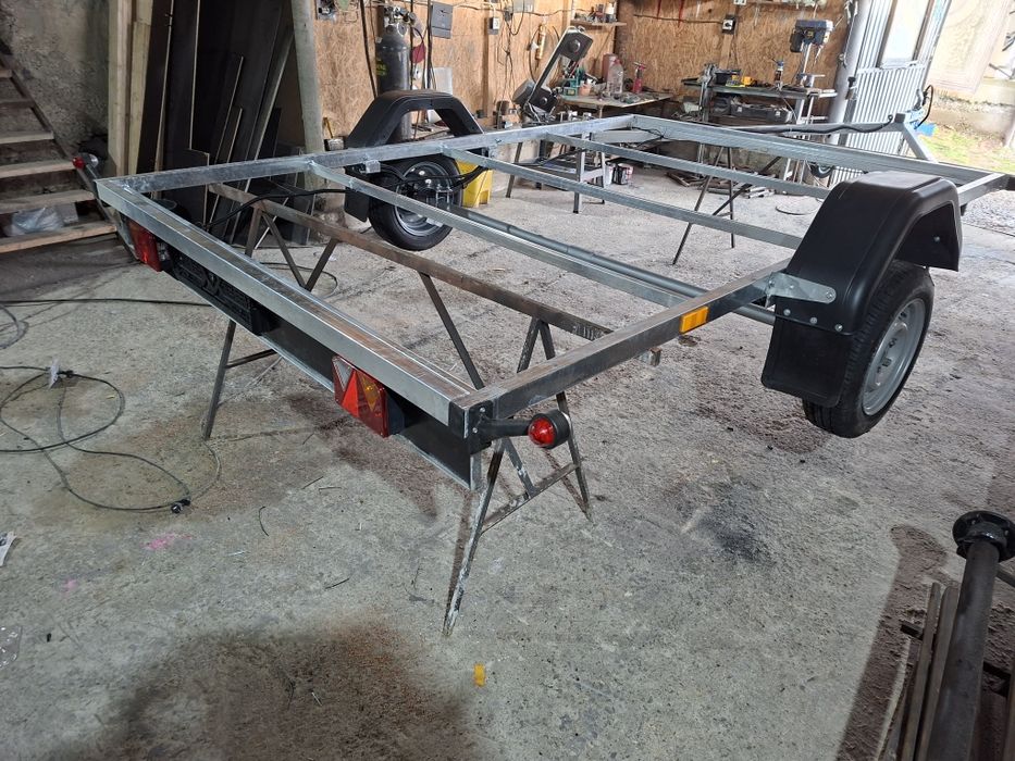 прицеп оцинкований  платформа рама чан