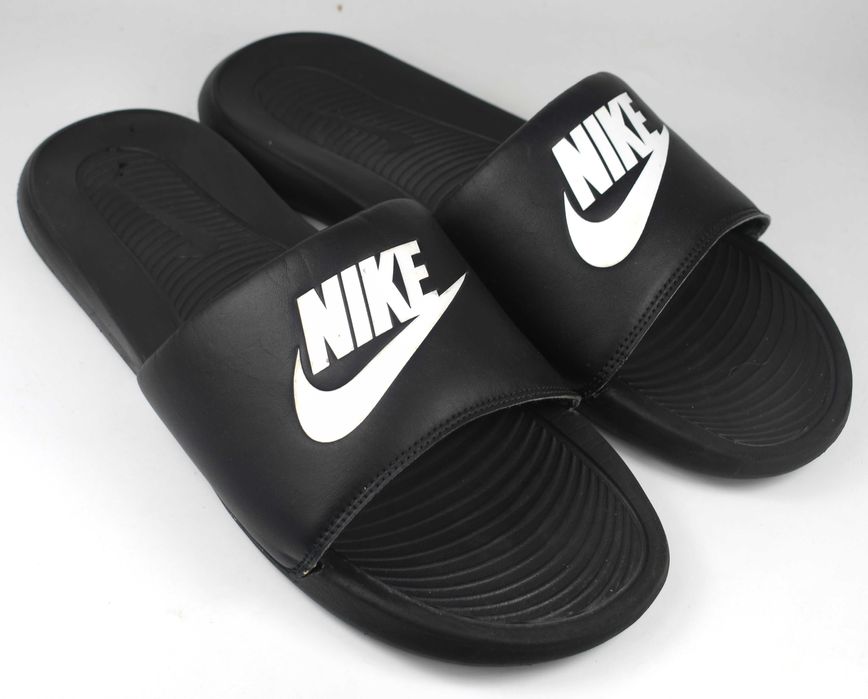 Używane Klapki Nike Victori One Slide CN9675  roz. 47,5
