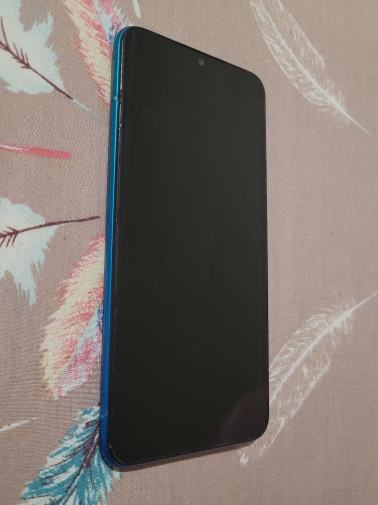 Продам Xiaomi Redmi 9C NFC, 3/64 GB в нормальном состоянии