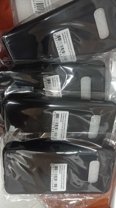 Чохли на телефони. Одним лотом 300грн