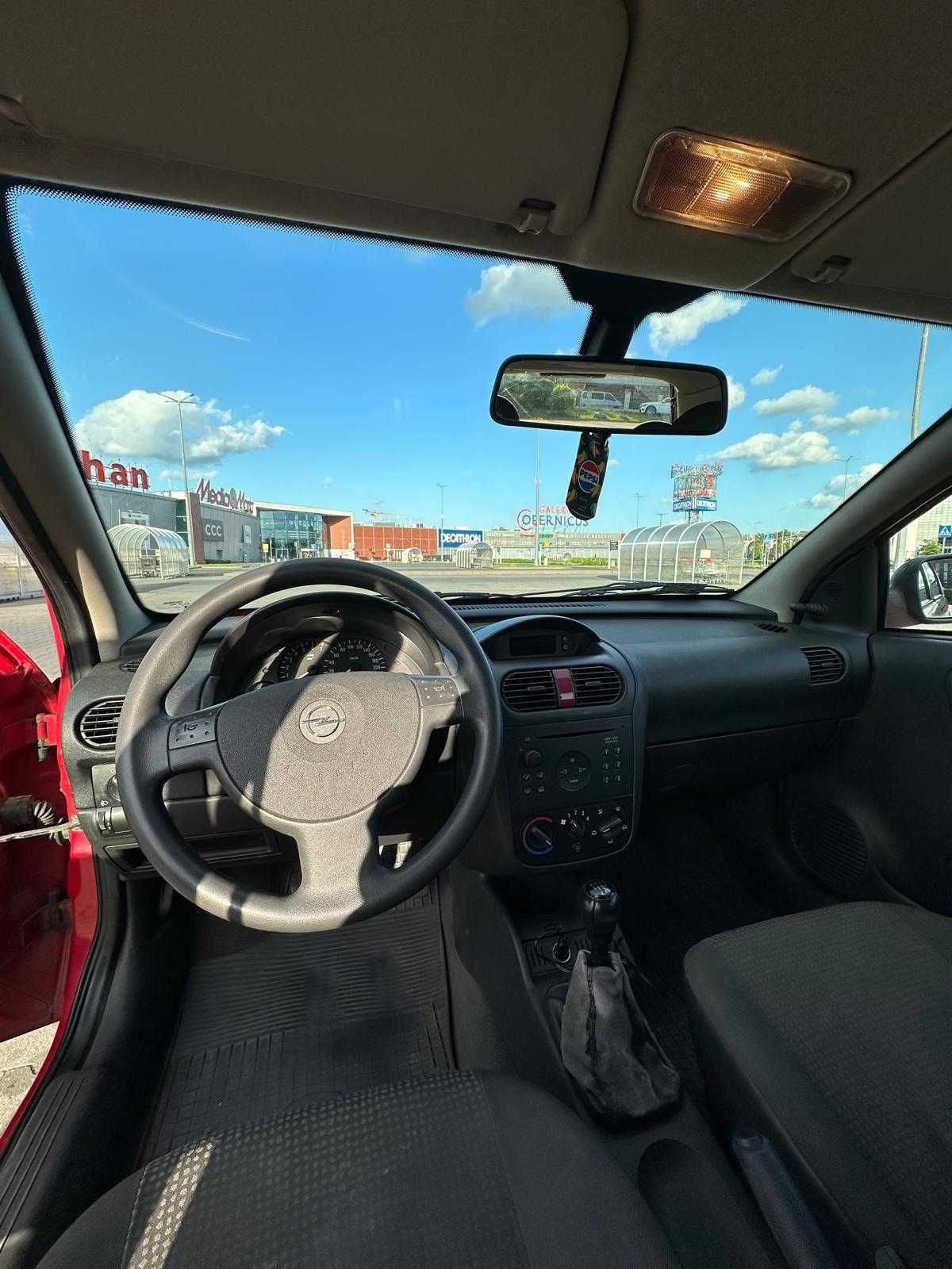Opel CORSA C 2004