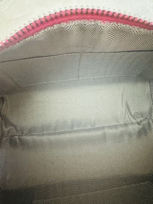 Продаю абсолютно новую сумочку- косметичку от Hermès