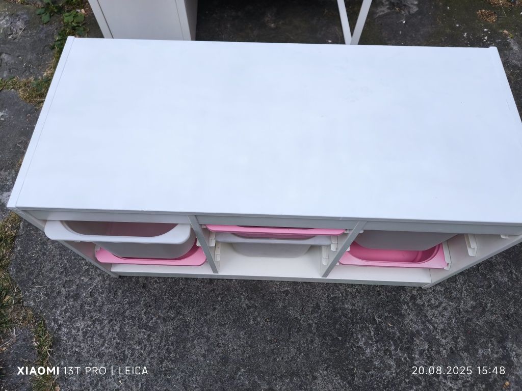 Regał trofasr  ikea