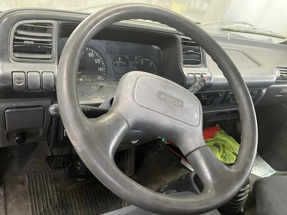 Isuzu NKR 2.8 turbo motor avariado