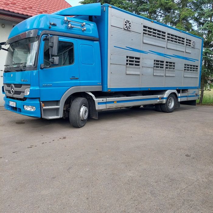 Mercedes-Benz Atego 1529  Samochód ciężarowy Mercedes-Benz Atego 1529 / 6.4 L / przewóz bydła