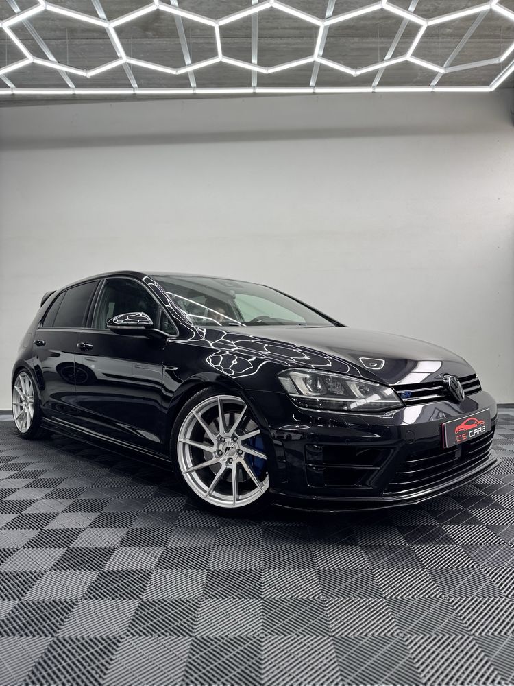 VOLKSWAGEN GOLF 7 R DSG 4-MOTION