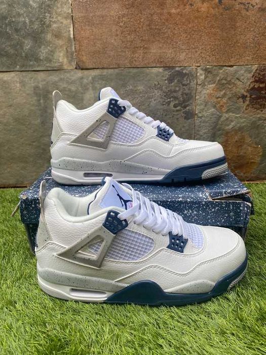 Buty sportowe "Jordan_4_Retro_Midnight_Navy R.45