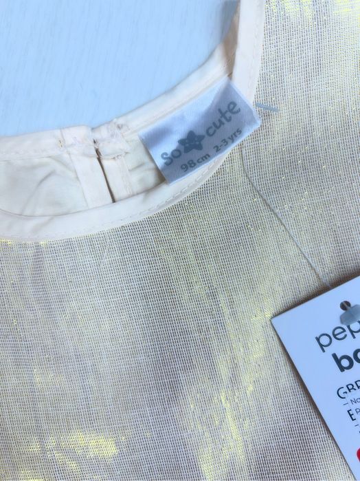 Святкова сукня на дівчинку 98 см