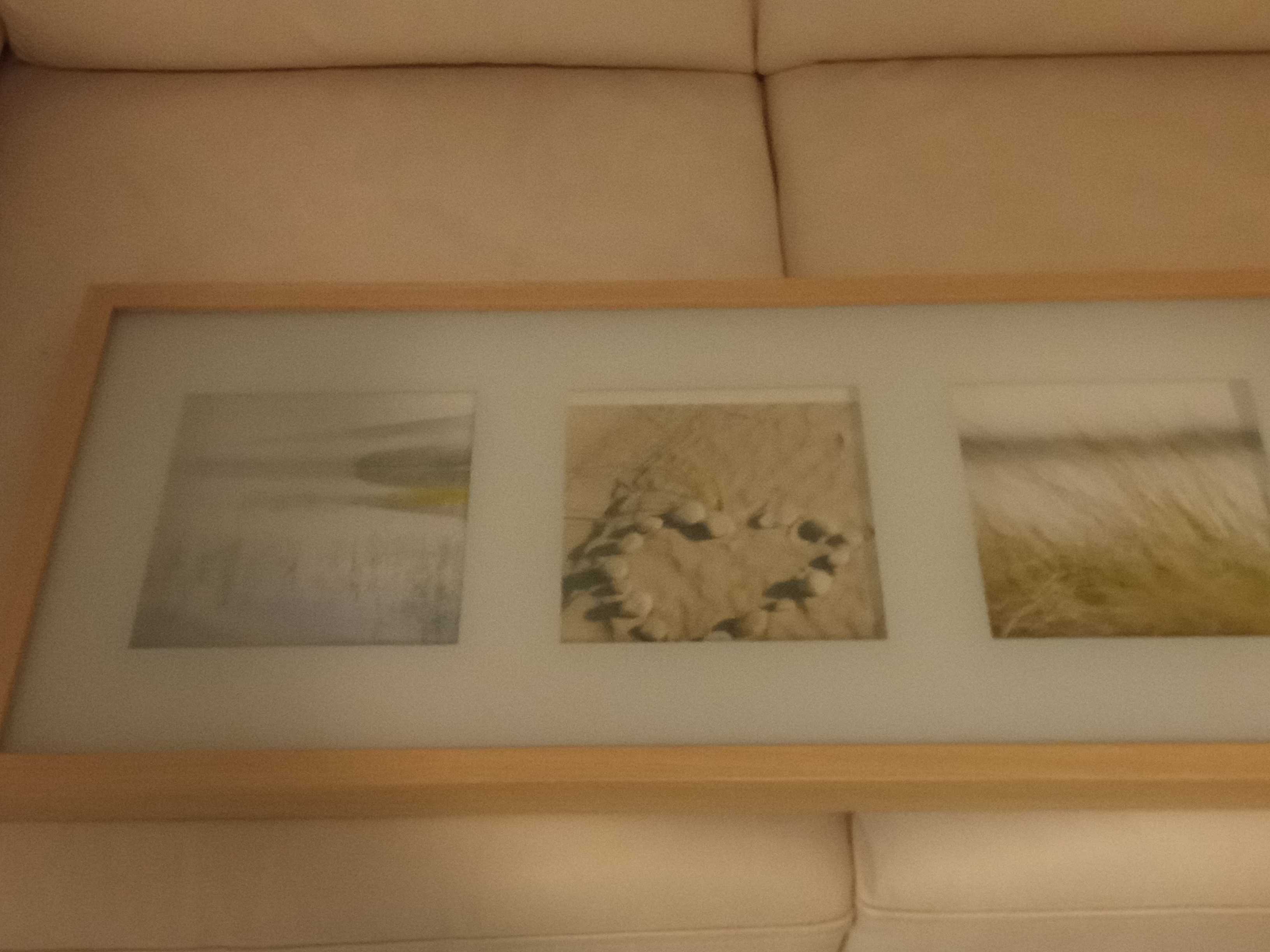 Vendo dois quadros  como novos