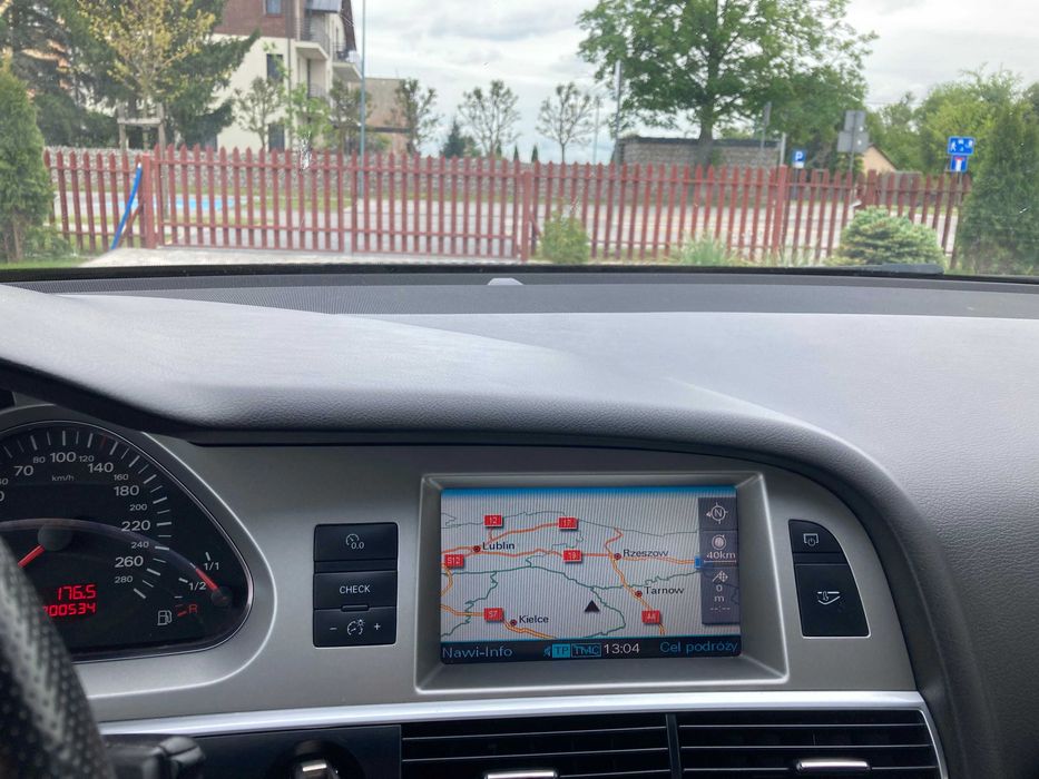 Sprzedam audi a6c6 stan bardzo dobry