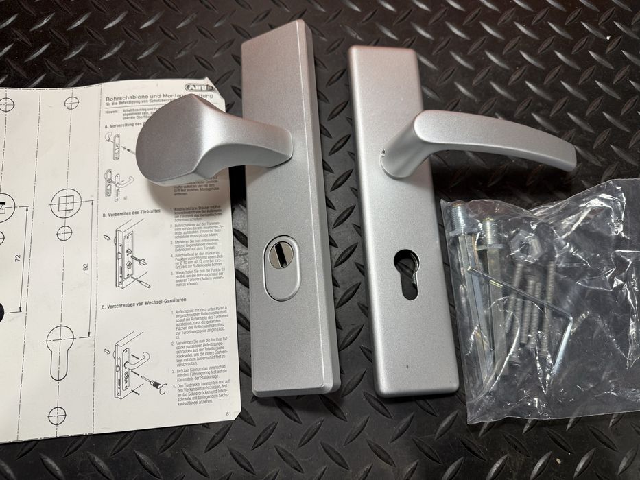 Ручка захисна із броненакладкою Abus