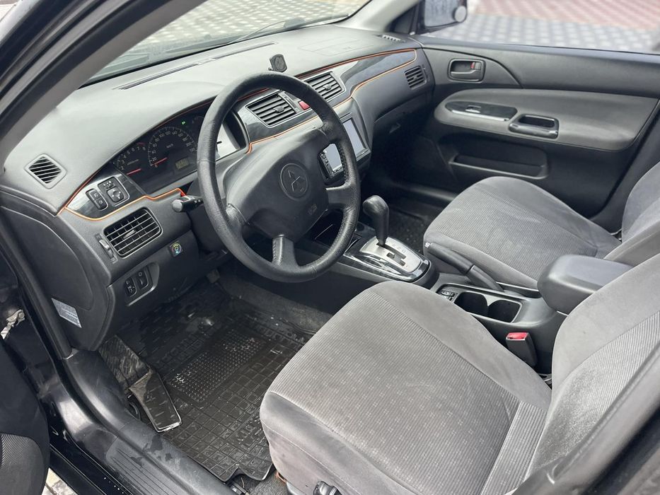 Mitsubishi Lancer 9 1.6 Газ Автомат