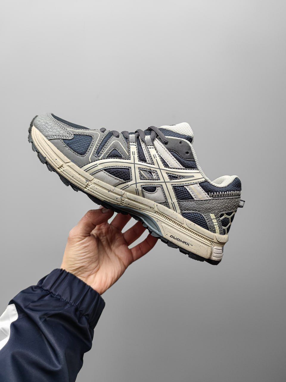 кросовки Asics, asics кросовки, кросы, асиксы