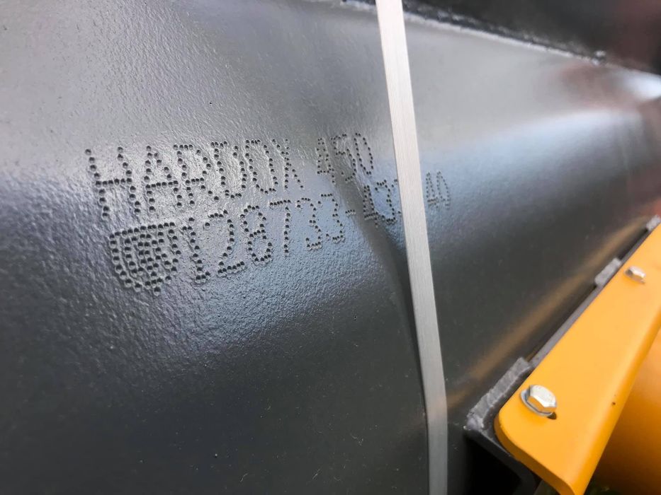 Mieszalnik do betonu HARDOX, łyżka z mieszalnikiem do betonu. Petric