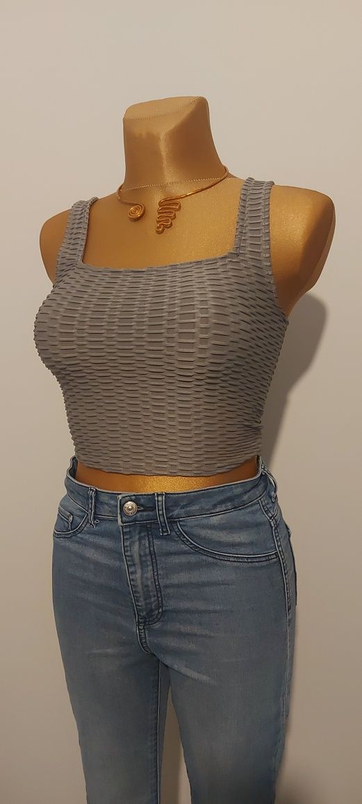 Szary crop top ciekawy wzór prążki 3D, przyjemna tkanina rozmiar  S