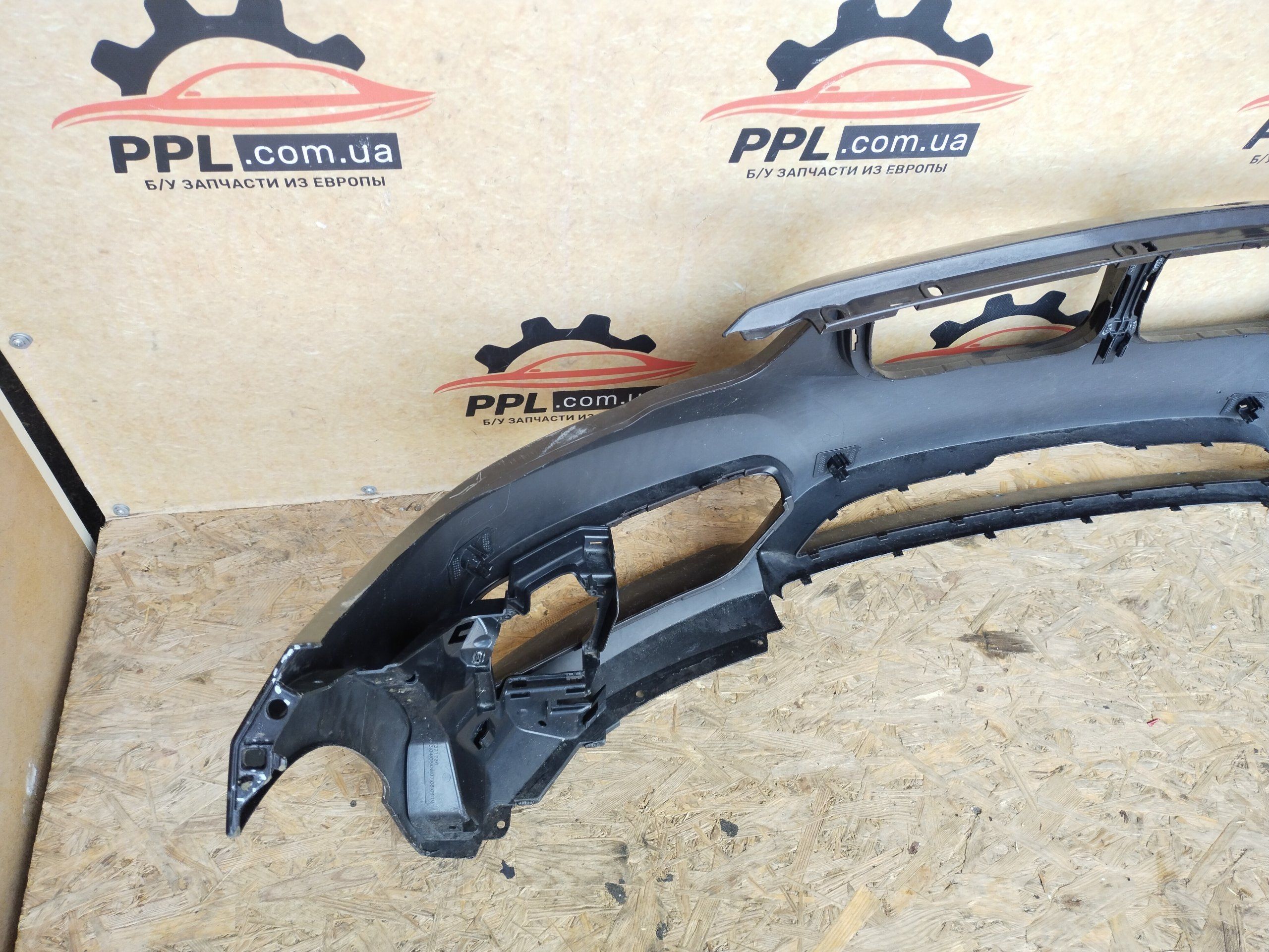 BMW 1 F20 F21 2015-2019 LCI бампер передний 51117371735